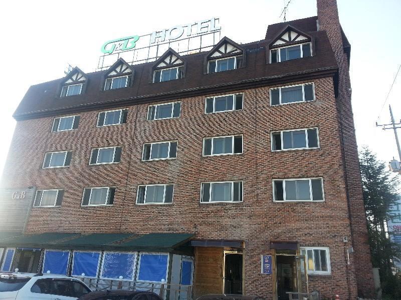 Green And Blue Hotel Pyeongchang Exterior photo