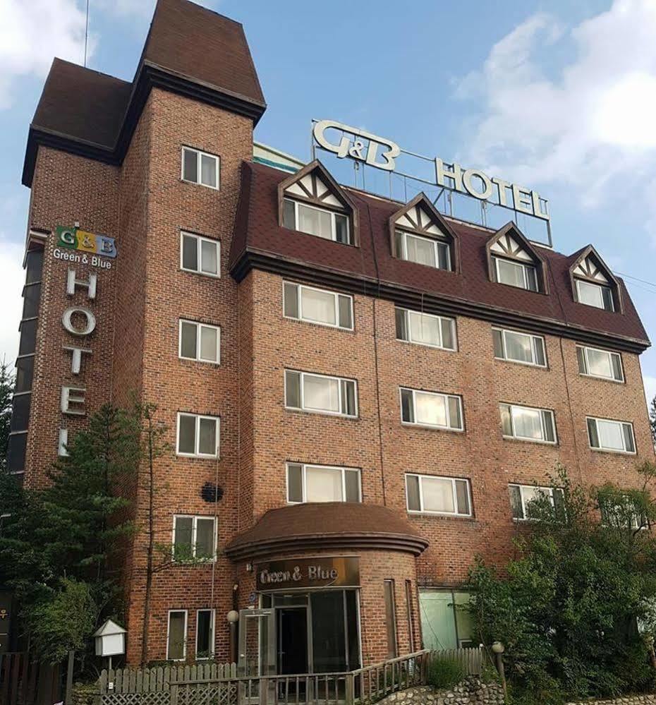 Green And Blue Hotel Pyeongchang Exterior photo